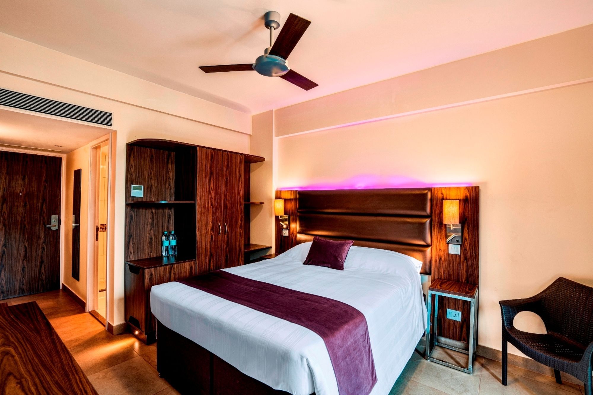 แฟร์ฟิลด์ บาย แมริออท กัว อัญชุนา Hotel บากา ภายนอก รูปภาพ